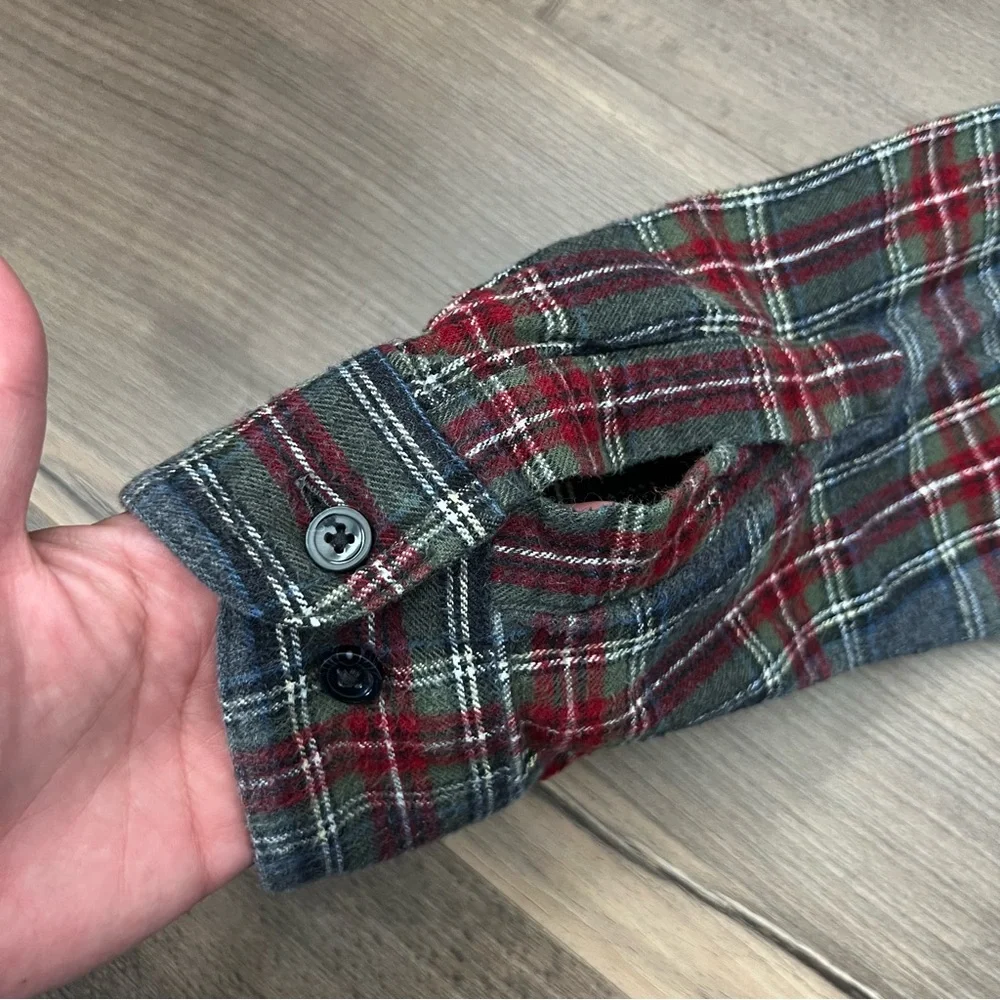 L.L. Bean Men's Scotch Plaid Flannel Shirt - Traditional Fit- Grey/Red - Sz M